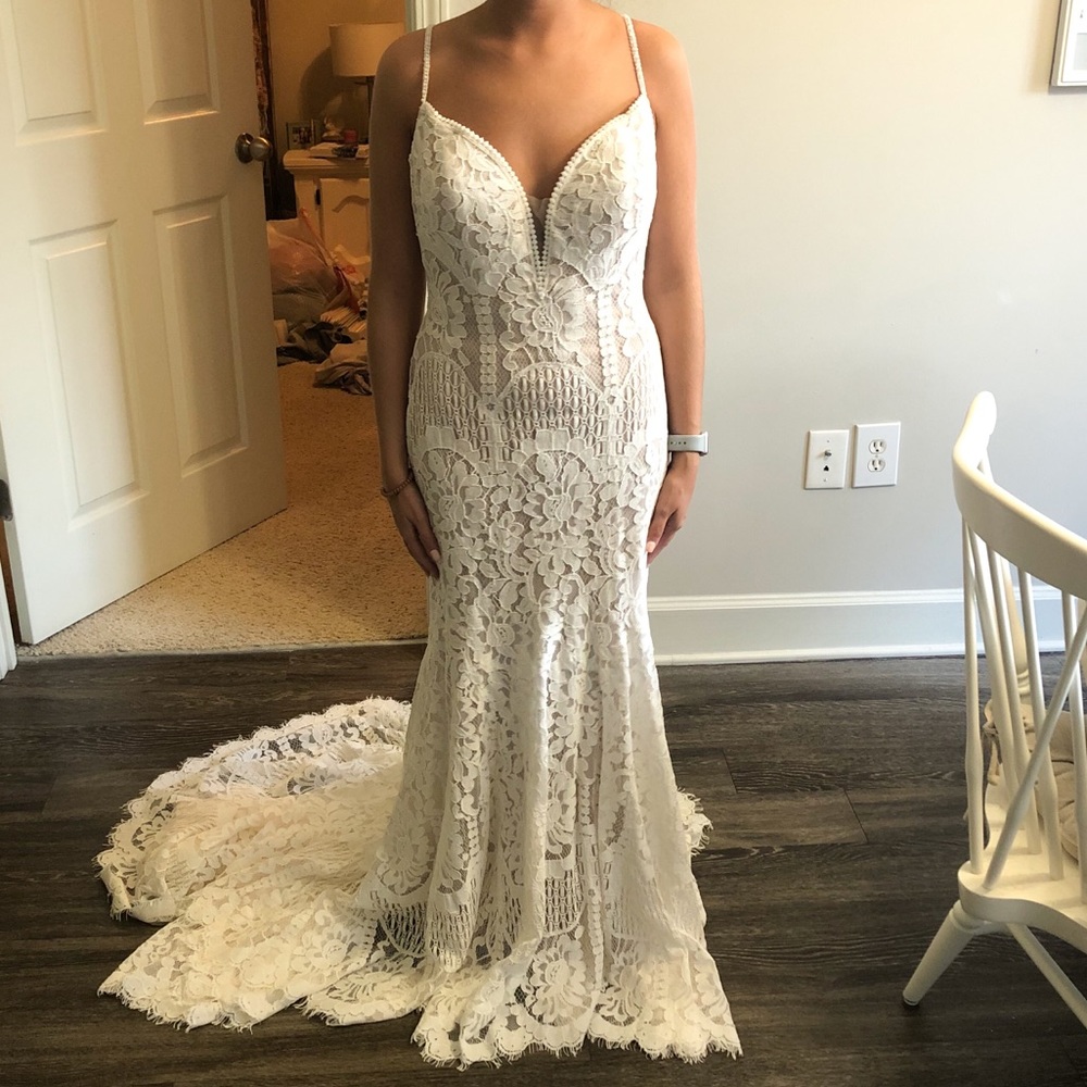 Allure Bridals F169 Paisley petite wedding dress.